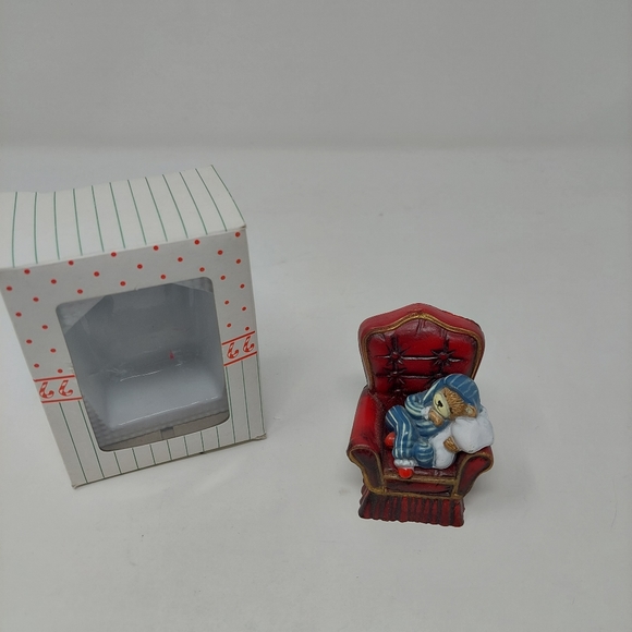 Wangs International Sleeping Bear On A Chair Figure Plastic Christmas Decoration - Picture 1 of 7